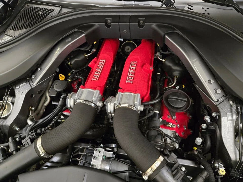 2024 Ferrari Roma - Image 26 of 31