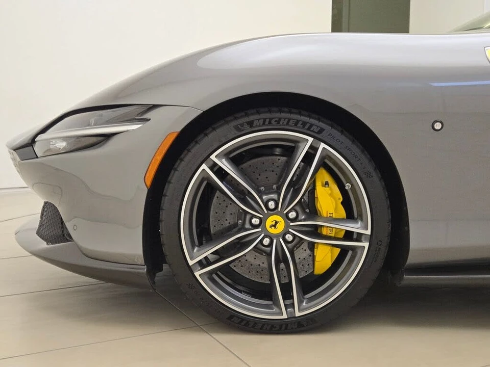 2024 Ferrari Roma - Image 13 of 31