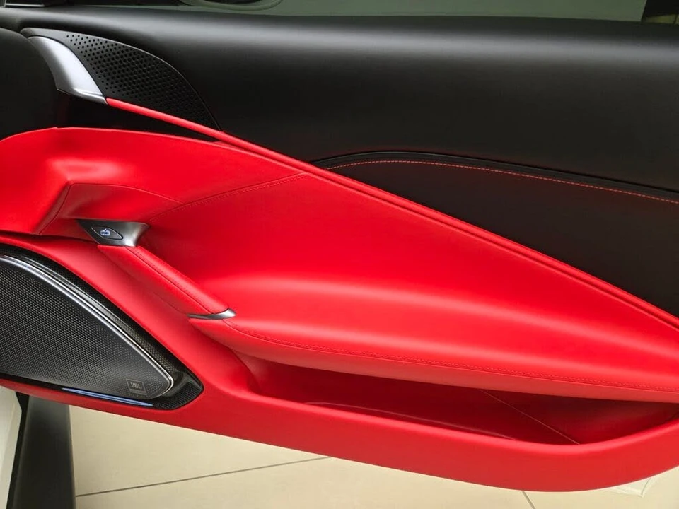 2024 Ferrari Roma - Image 26 of 31