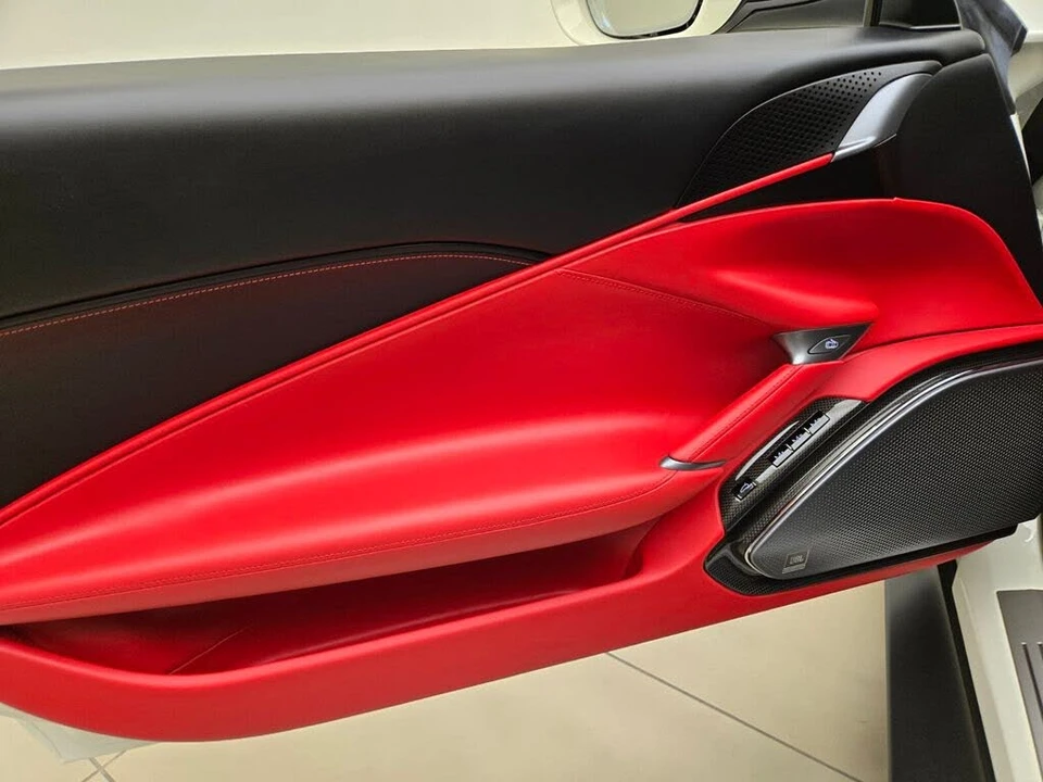 2024 Ferrari Roma - Image 29 of 31