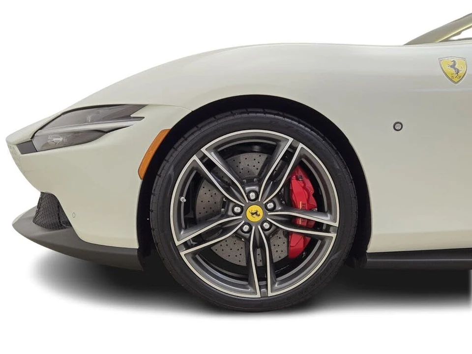 2024 Ferrari Roma - Image 13 of 31