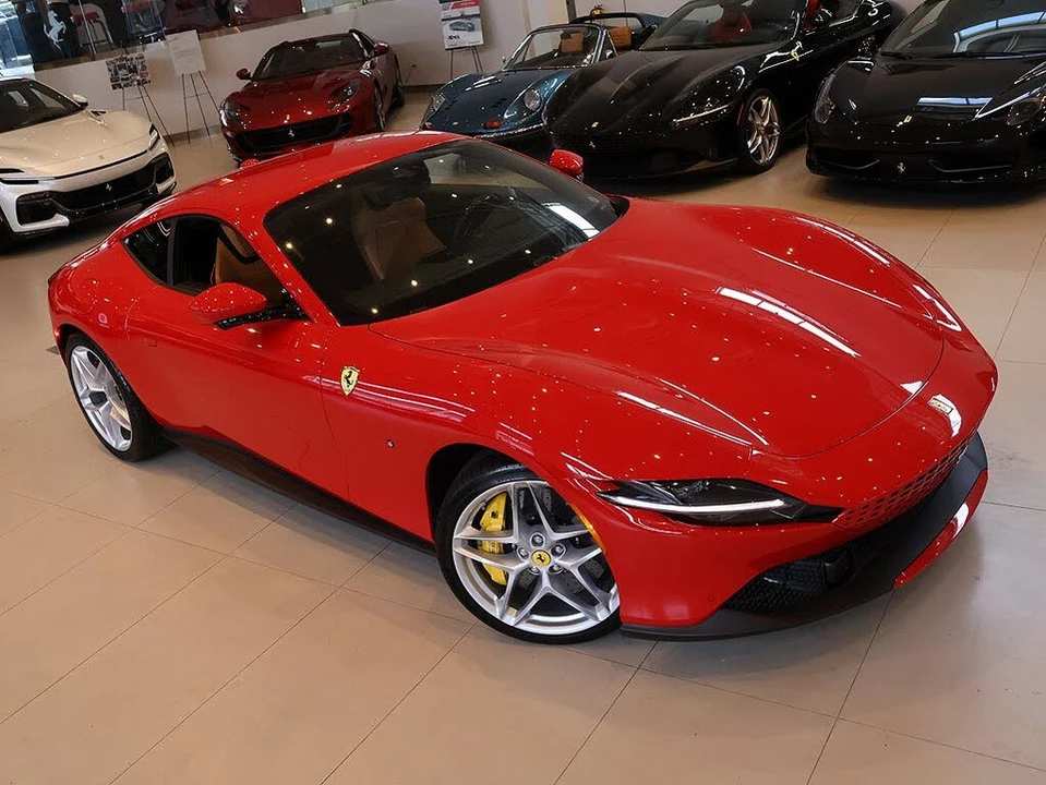 2024 Ferrari Roma - Image 14 of 31