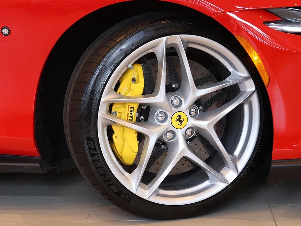 2024 Ferrari Roma - Image 10 of 31