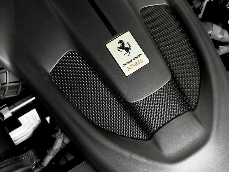 2024 Ferrari Roma - Image 27 of 30