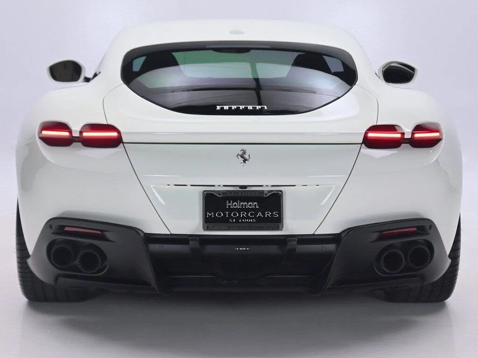 2024 Ferrari Roma - Image 28 of 30
