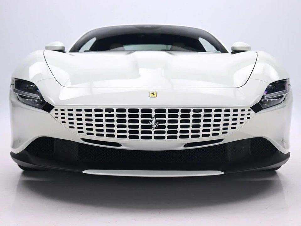 2024 Ferrari Roma - Image 29 of 30