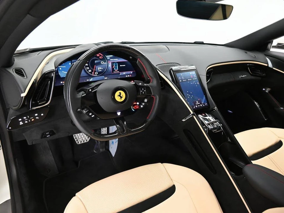 2024 Ferrari Roma - Image 16 of 30