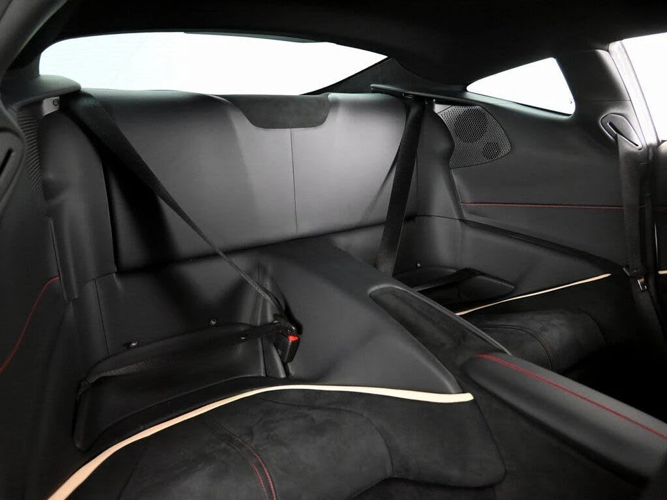 2024 Ferrari Roma - Image 12 of 30
