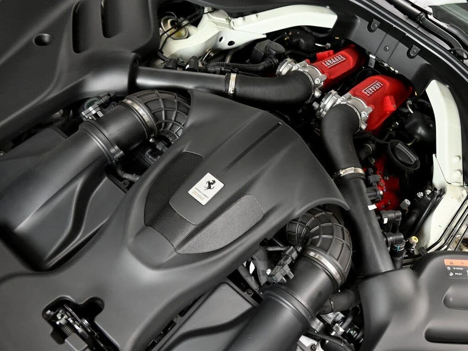 2024 Ferrari Roma - Image 25 of 30