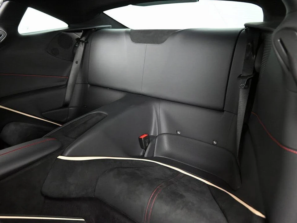 2024 Ferrari Roma - Image 11 of 30