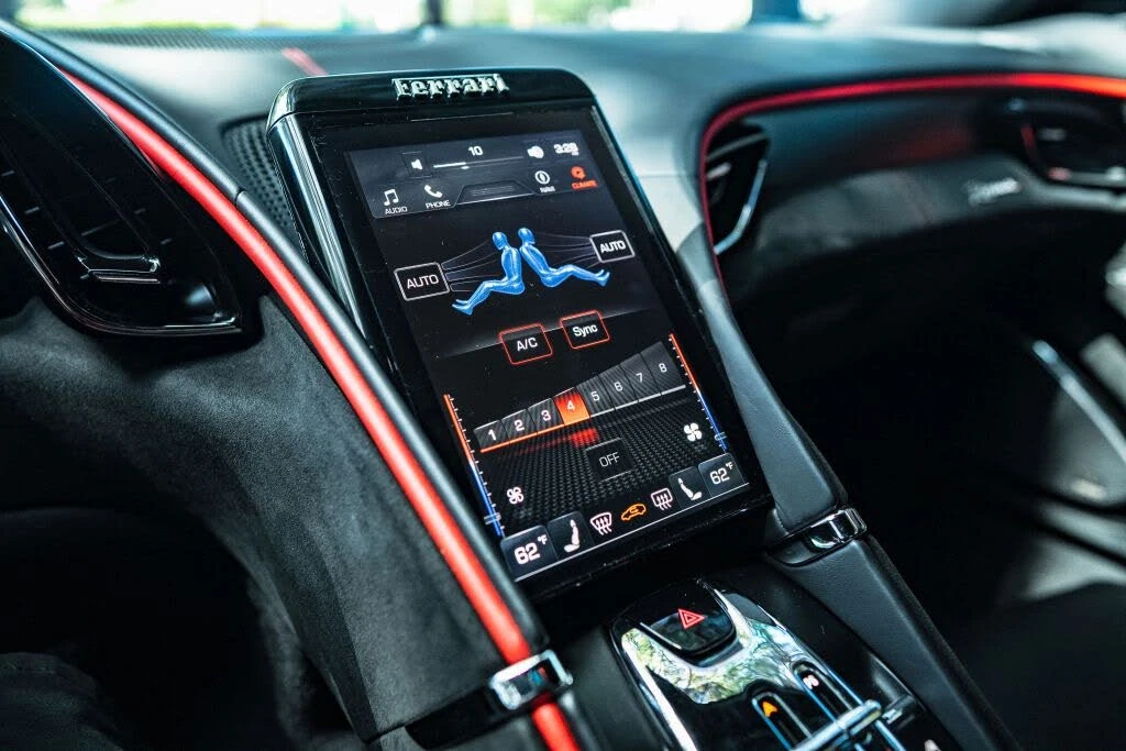 2024 Ferrari Roma - Image 27 of 27
