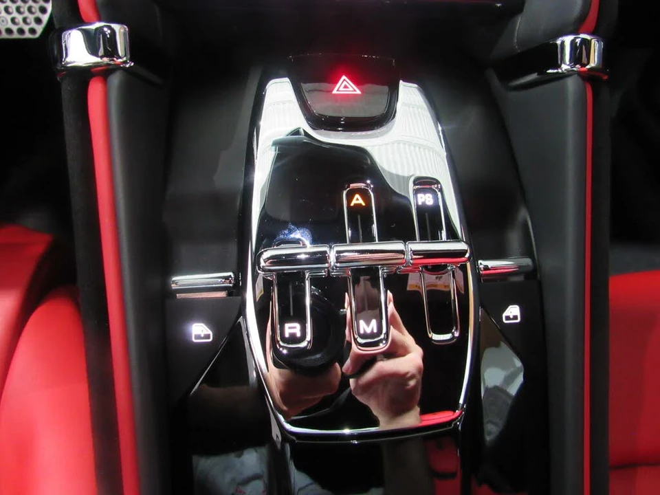 2024 Ferrari Roma - Image 15 of 16