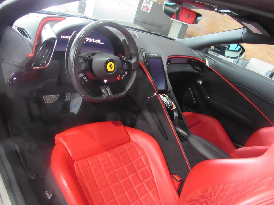 2024 Ferrari Roma - Image 11 of 16