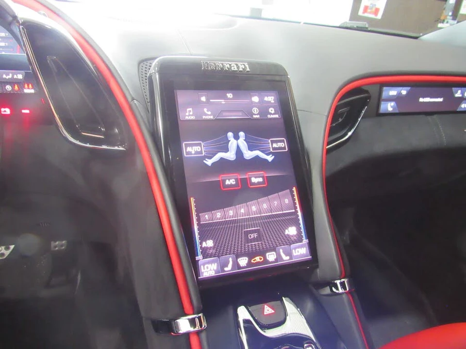 2024 Ferrari Roma - Image 13 of 16