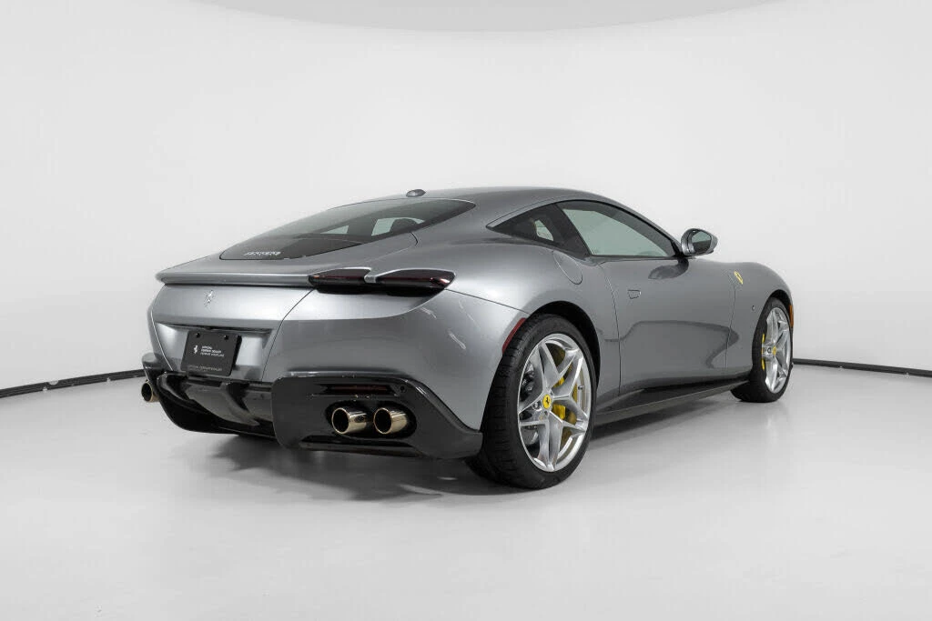 2024 Ferrari Roma - Image 2 of 31