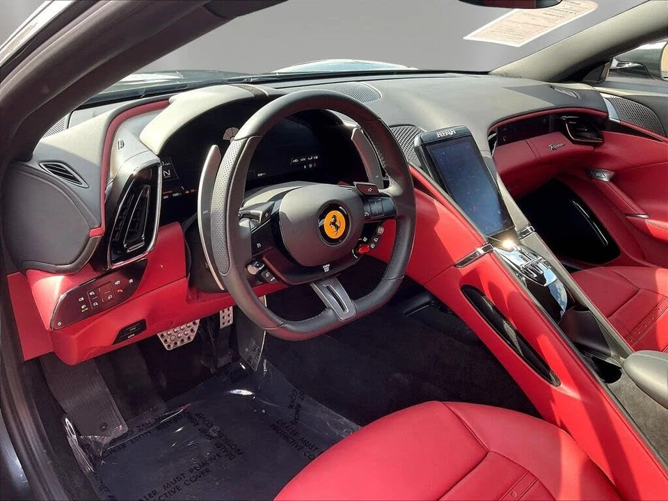 2024 Ferrari Roma - Image 16 of 31