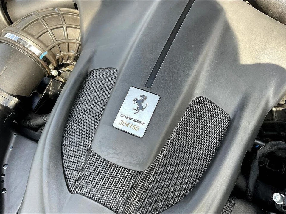 2024 Ferrari Roma - Image 28 of 31