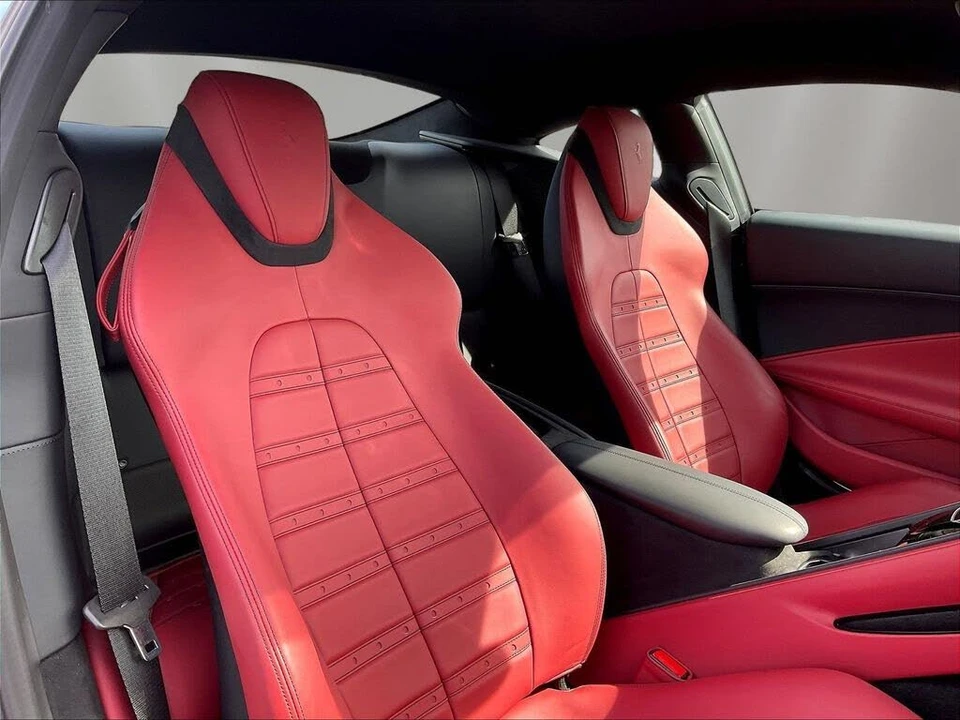 2024 Ferrari Roma - Image 26 of 31