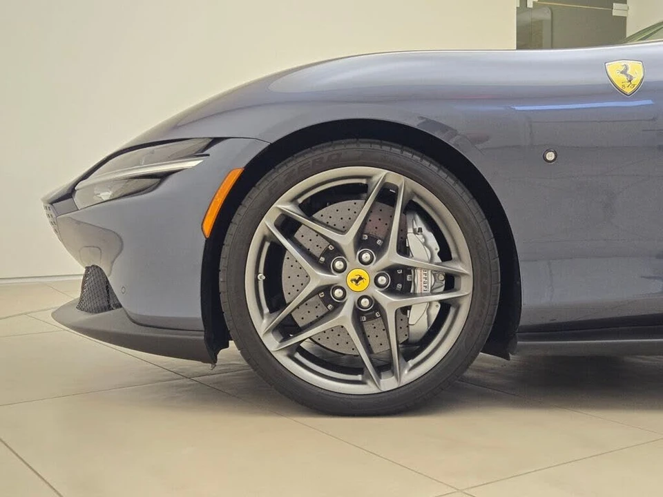 2024 Ferrari Roma - Image 13 of 31