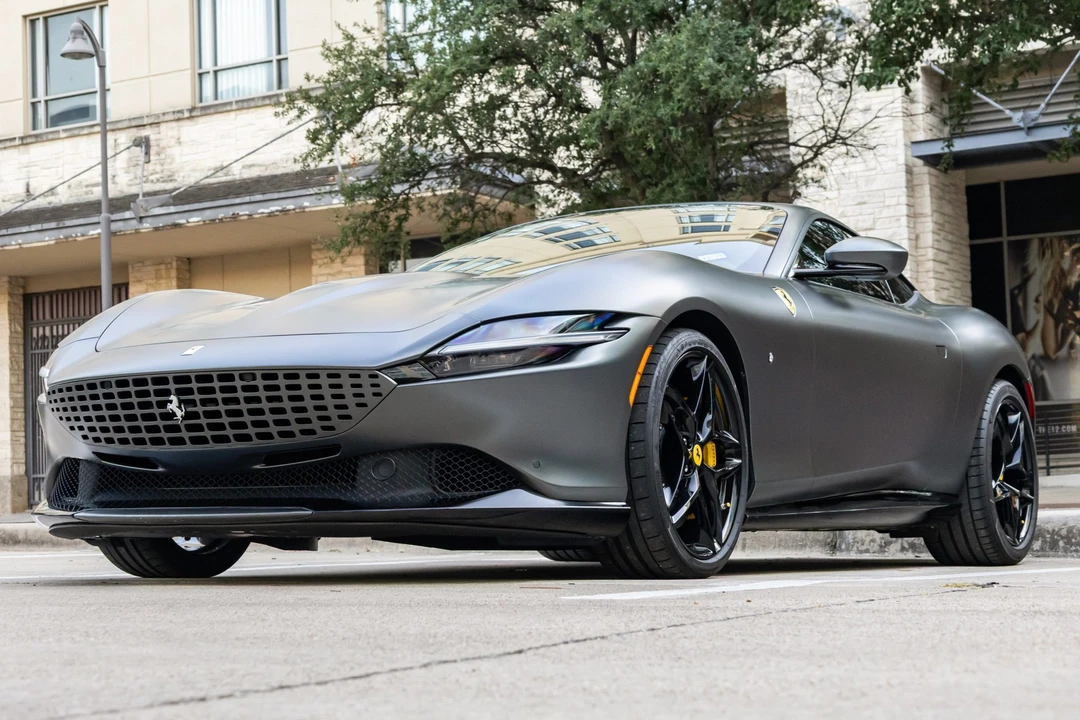 2024 Ferrari Roma - Image 2 of 31