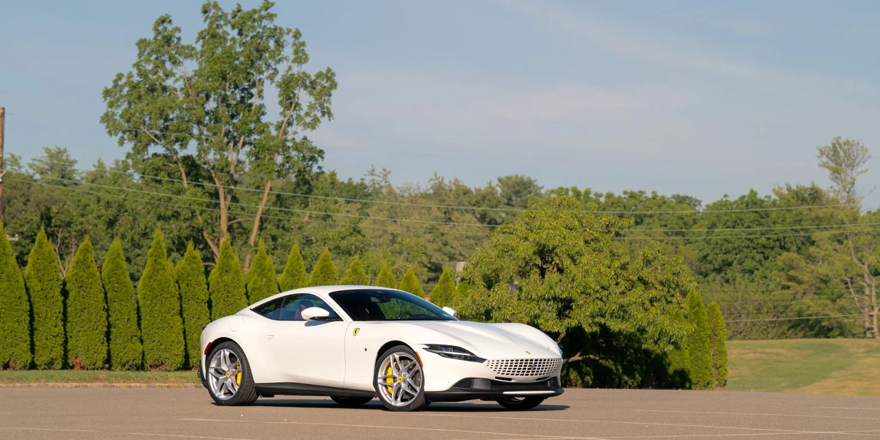 2024 Ferrari Roma - Image 2 of 31