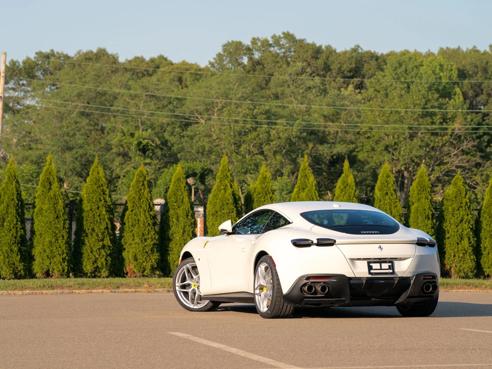 2024 Ferrari Roma - Image 7 of 31