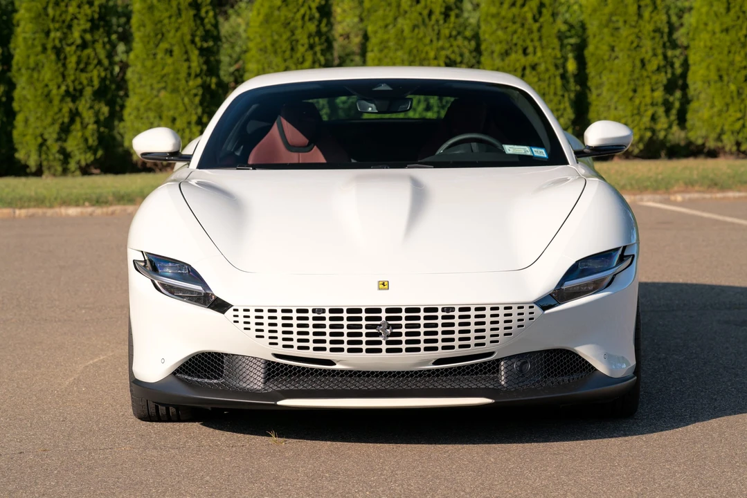 2024 Ferrari Roma - Image 11 of 31