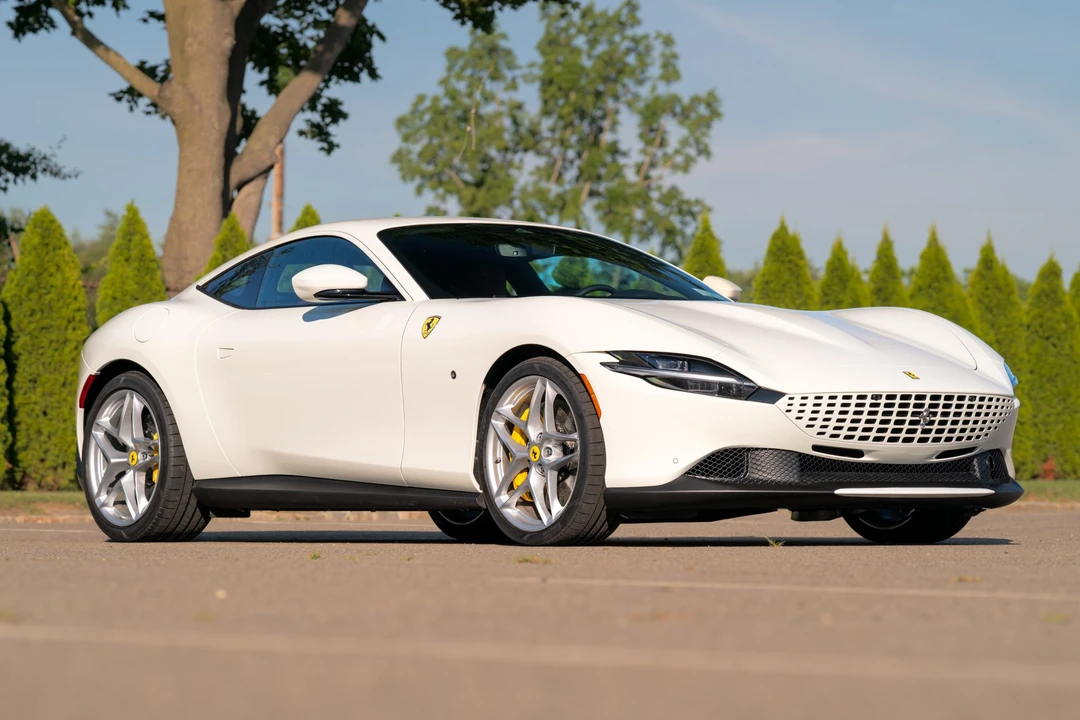 2024 Ferrari Roma - Image 14 of 31