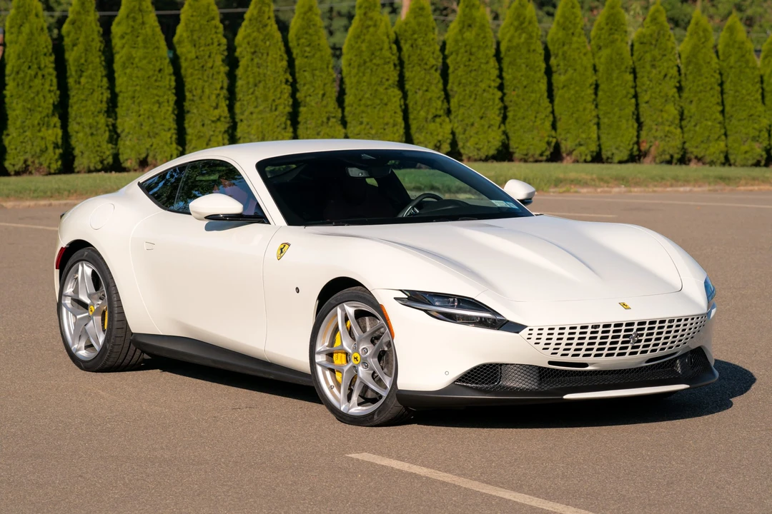 2024 Ferrari Roma - Image 13 of 31