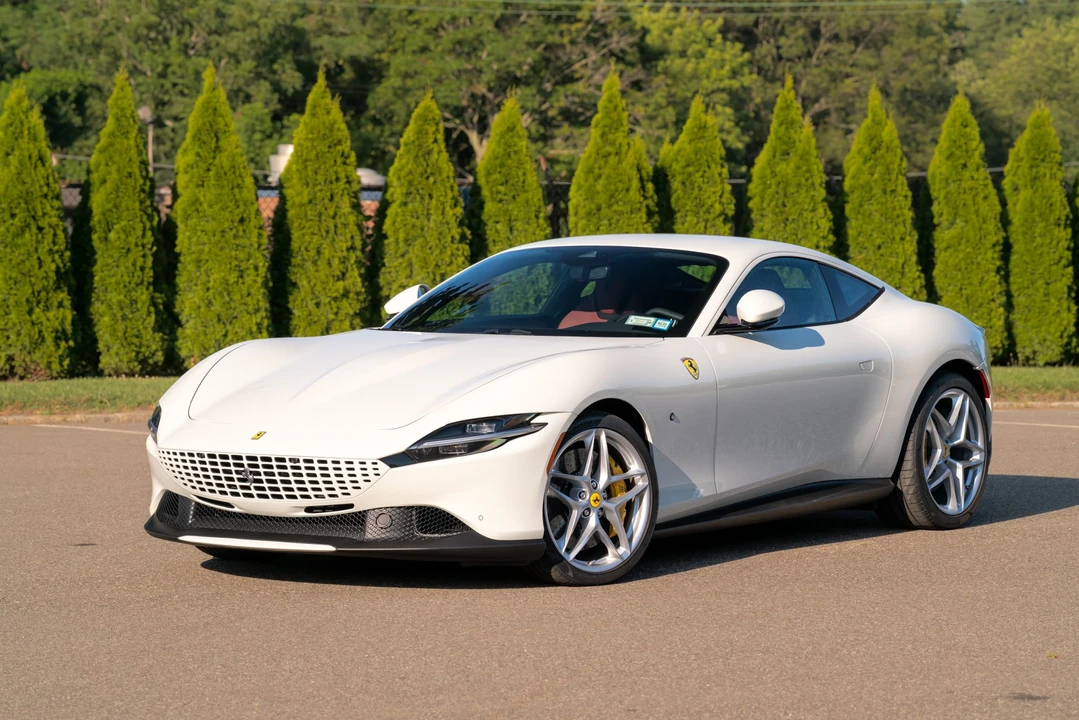 2024 Ferrari Roma - Image 18 of 31