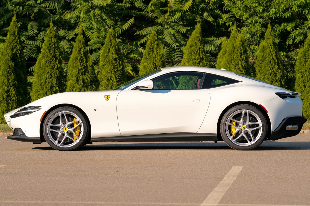 2024 Ferrari Roma - Image 22 of 31