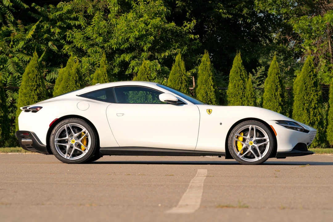 2024 Ferrari Roma - Image 23 of 31