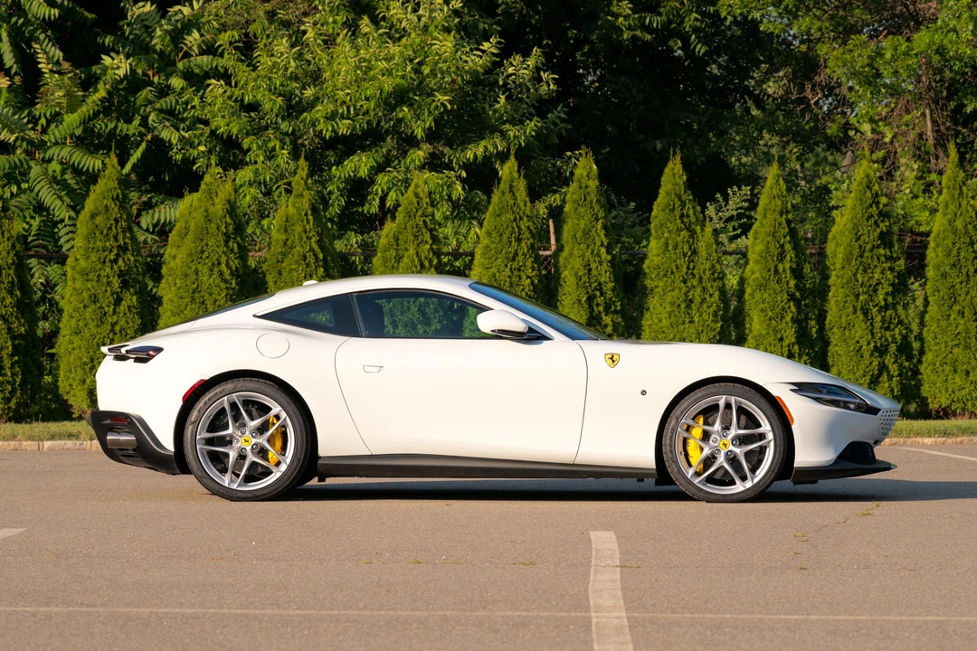 2024 Ferrari Roma - Image 22 of 31