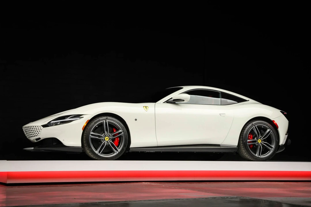 2024 Ferrari Roma - Image 7 of 31