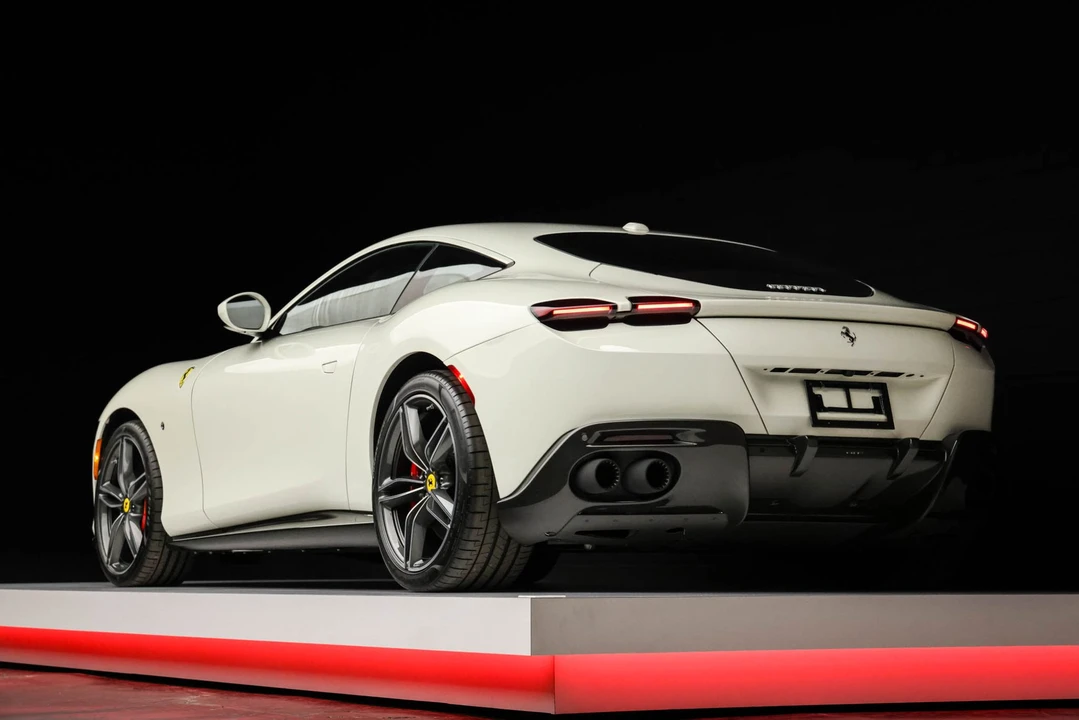 2024 Ferrari Roma - Image 13 of 31