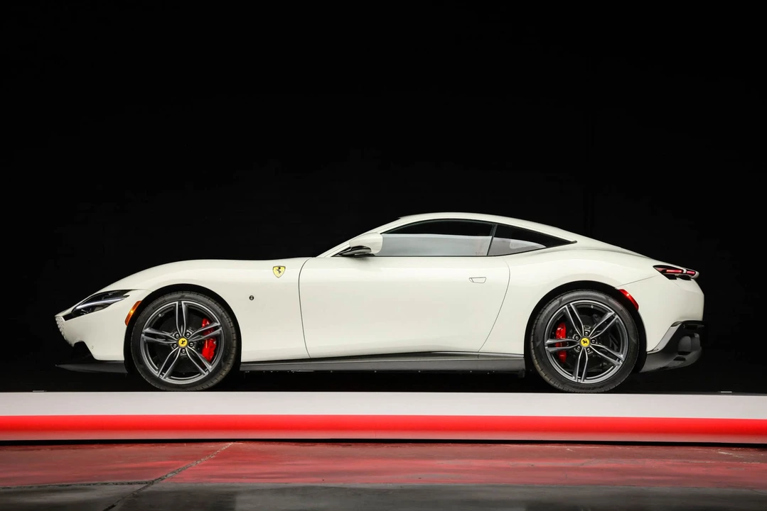 2024 Ferrari Roma - Image 9 of 31