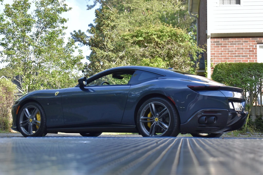 2024 Ferrari Roma - Image 14 of 31