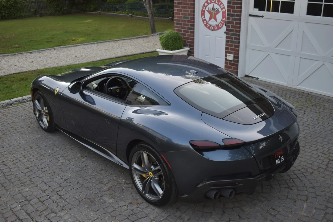2024 Ferrari Roma - Image 15 of 31