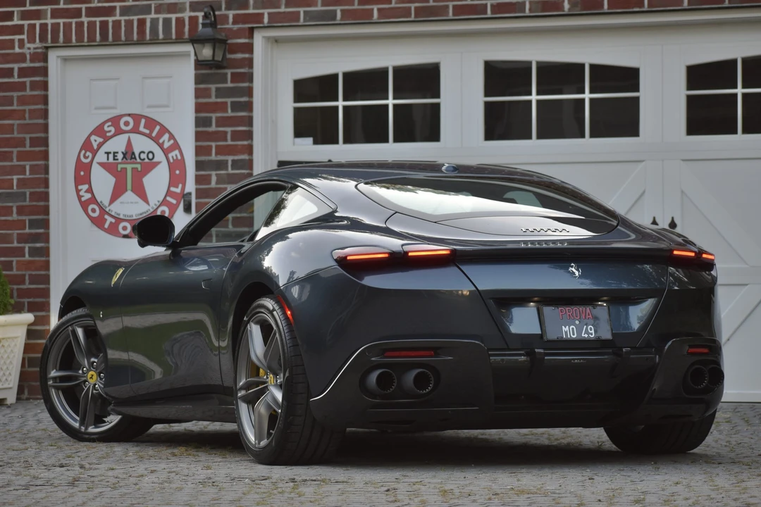 2024 Ferrari Roma - Image 18 of 31