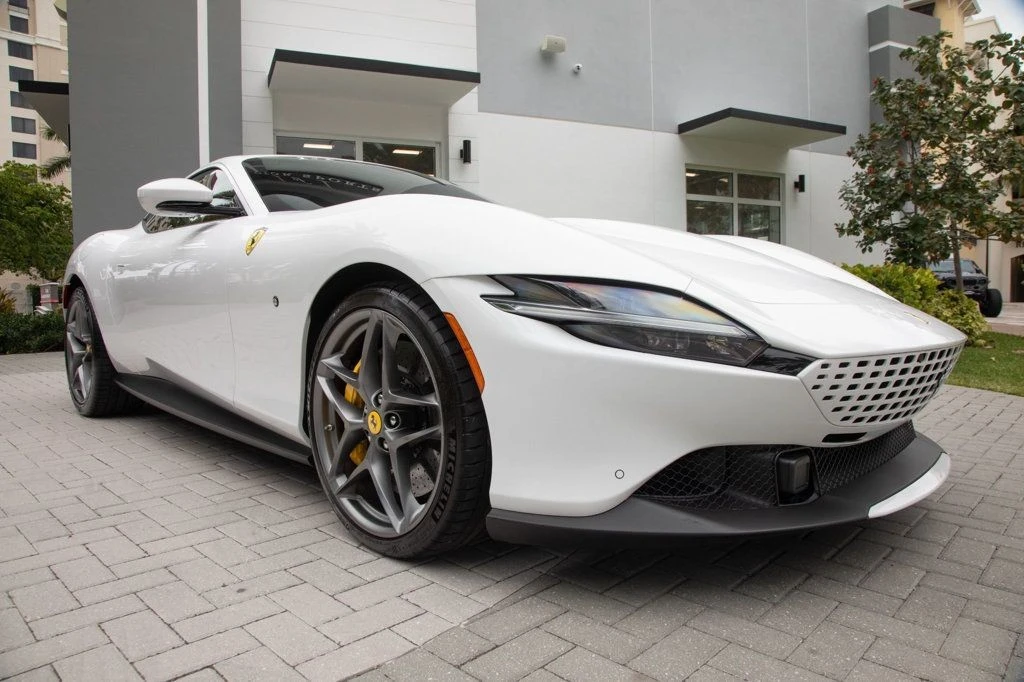 2024 Ferrari Roma - Image 14 of 21