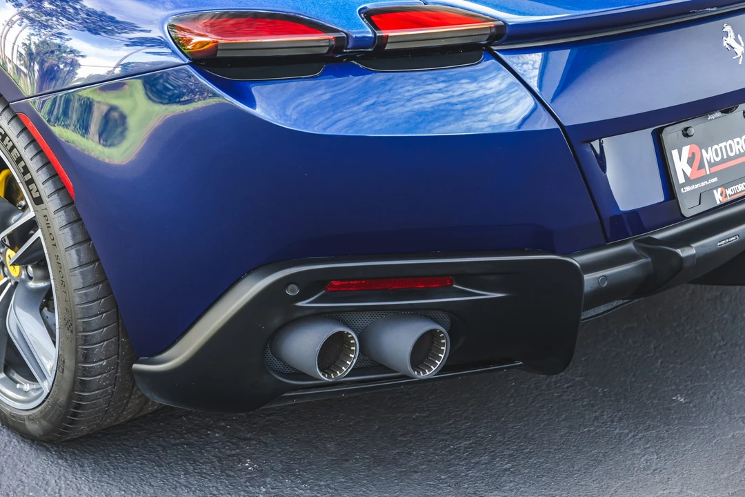 2024 Ferrari Roma - Image 24 of 31