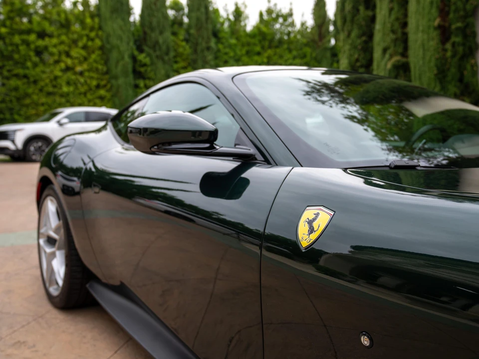 2024 Ferrari Roma - Image 25 of 31