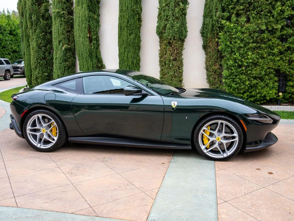 2024 Ferrari Roma - Image 8 of 31