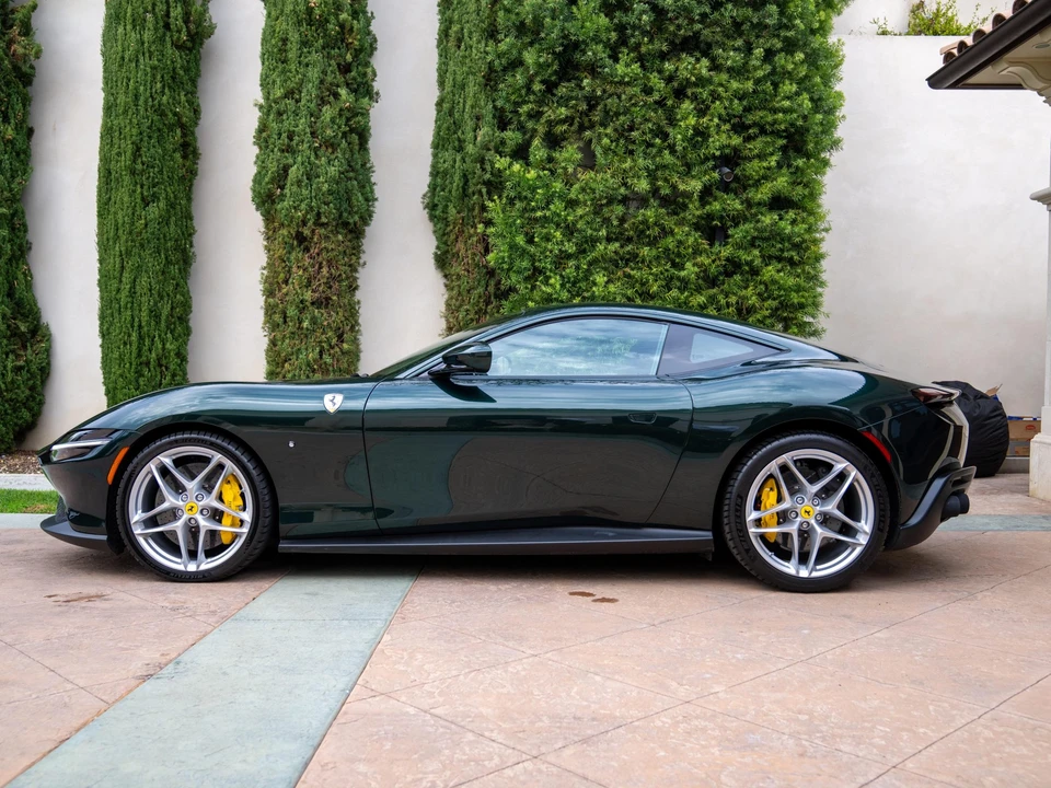 2024 Ferrari Roma - Image 15 of 31