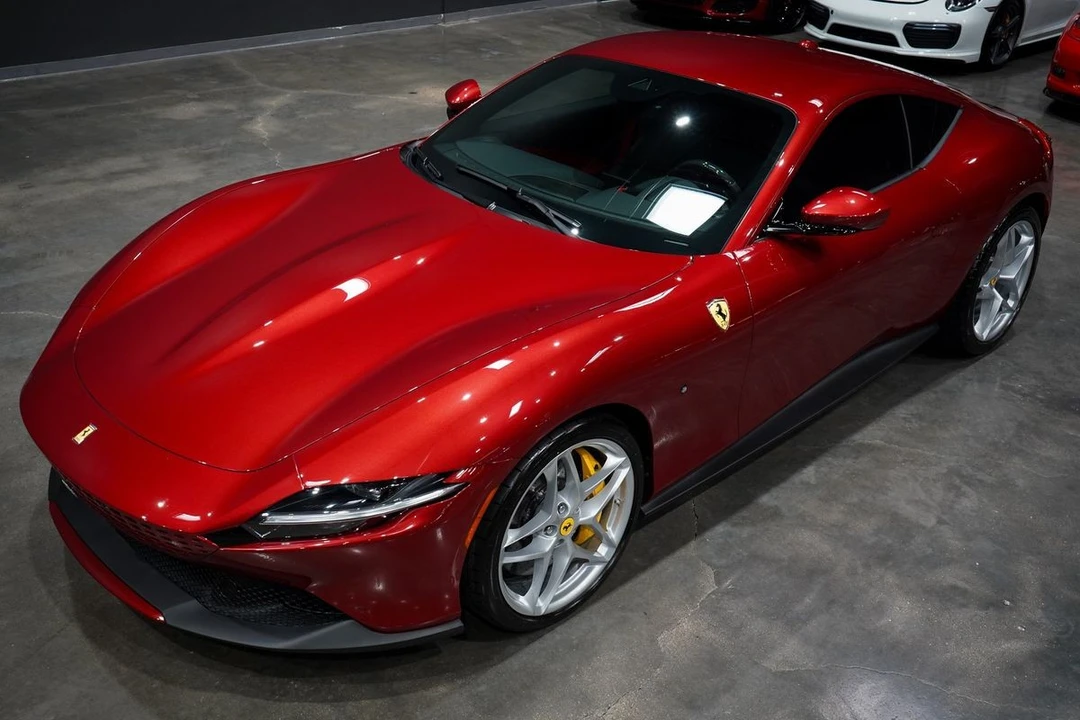 2024 Ferrari Roma - Image 14 of 21