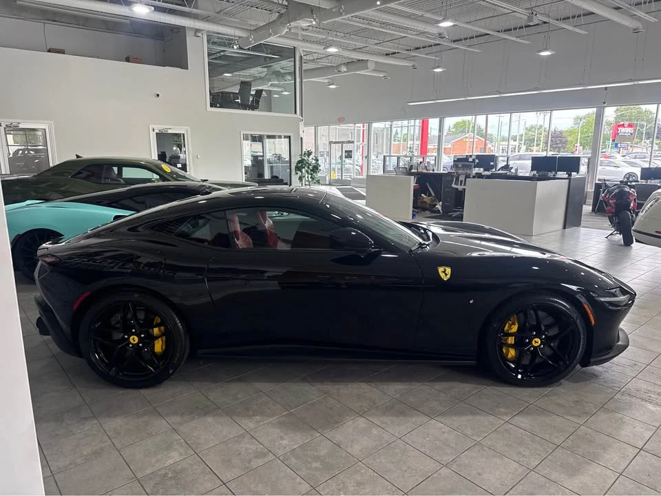 2024 Ferrari Roma - Image 4 of 11
