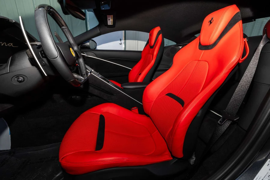 2024 Ferrari Roma - Image 27 of 31