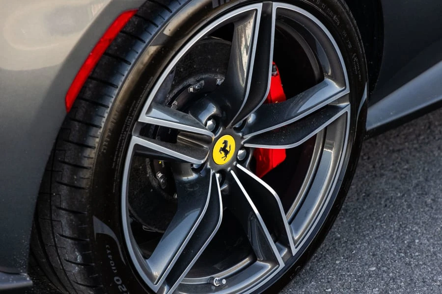 2024 Ferrari Roma - Image 7 of 31
