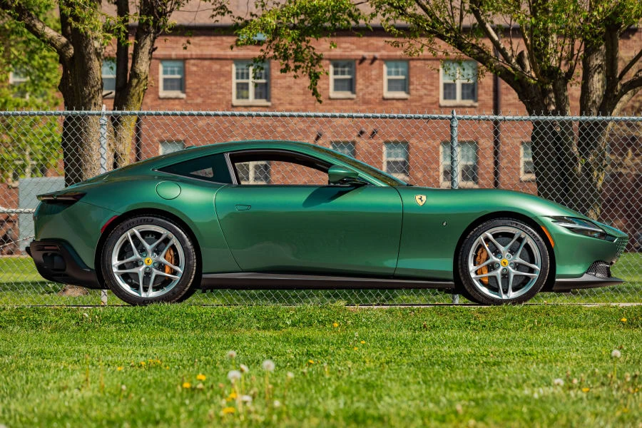 2024 Ferrari Roma - Image 2 of 31
