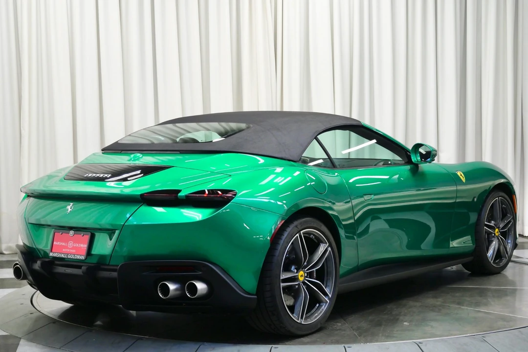 2024 Ferrari Roma Spider - Image 8 of 12
